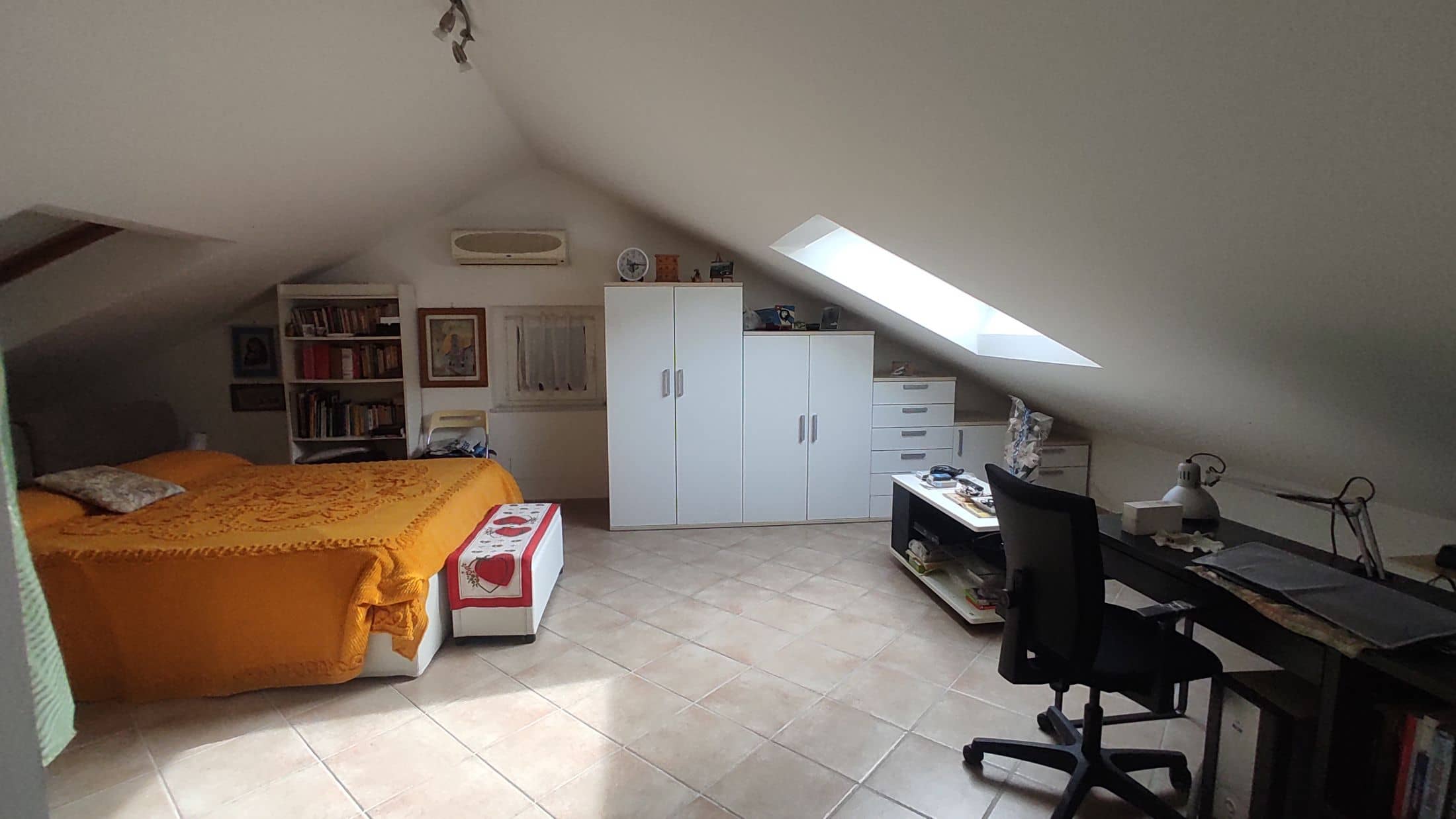 apt-3007-005