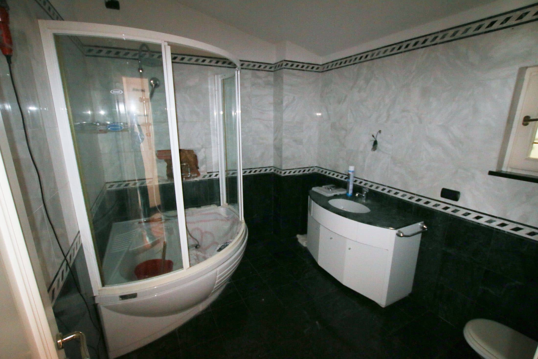 apt-3024-001